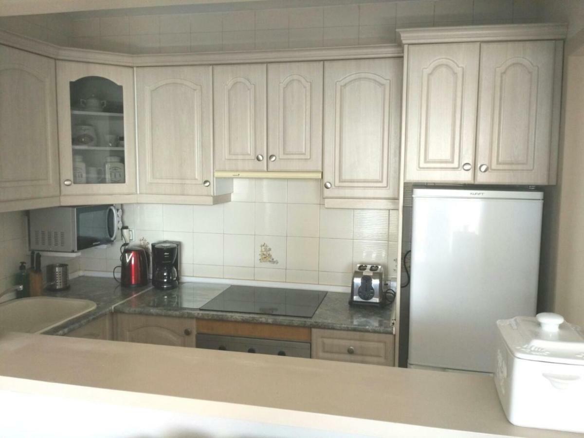 Precioso Apartamento Frente Al Mar Benalmadena Bagian luar foto