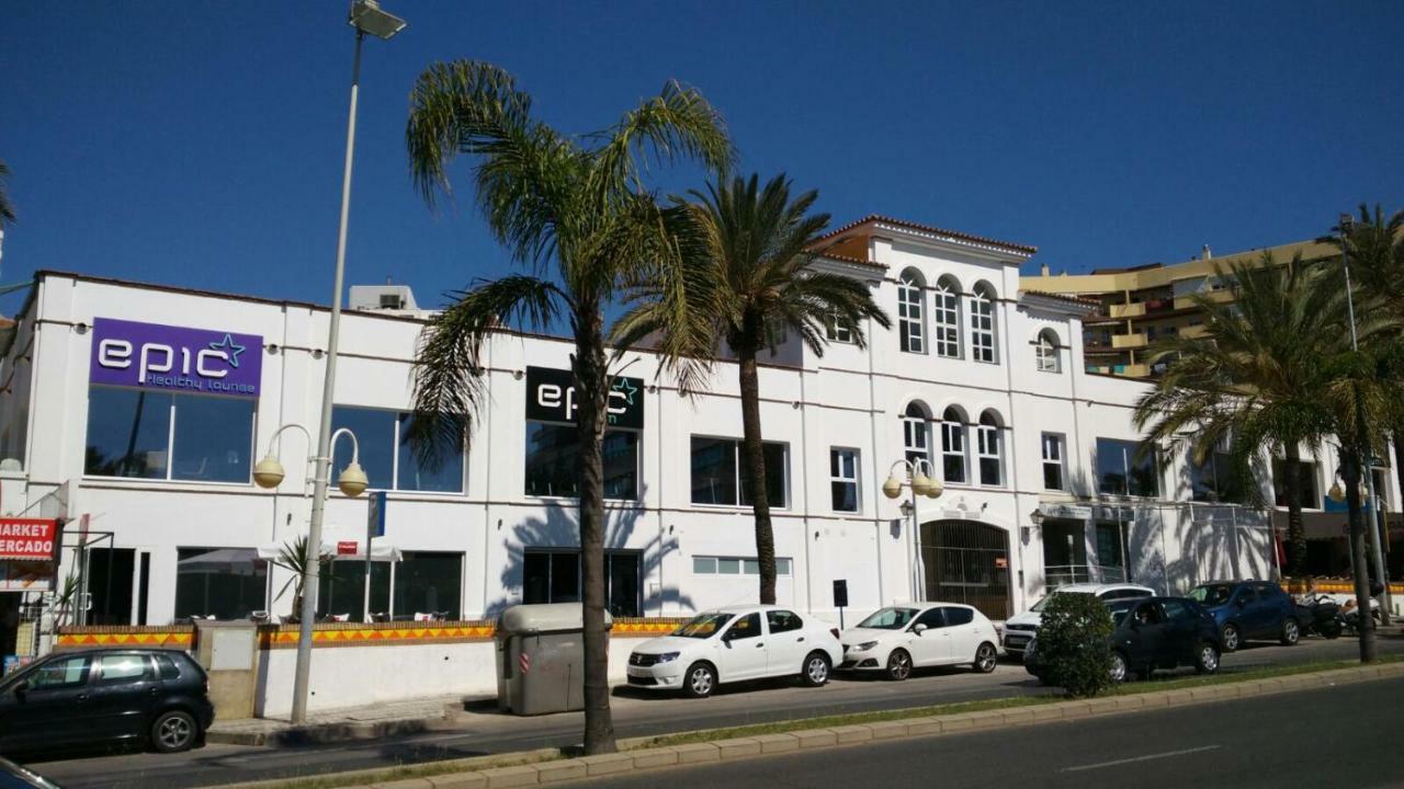 Precioso Apartamento Frente Al Mar Benalmadena Bagian luar foto